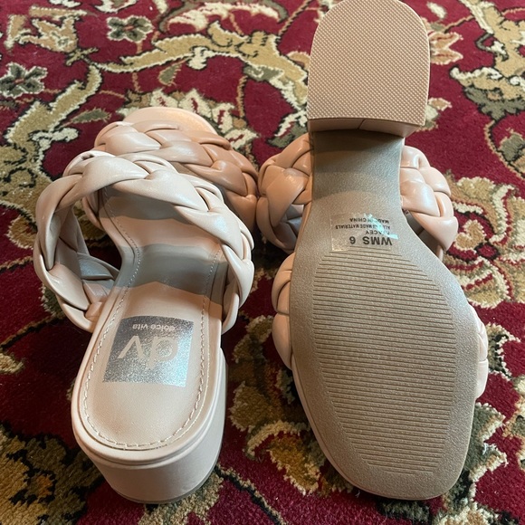 DV DOLCE VITA Stacey Braided Strap Block Heel Sandal in color “Natural” - Picture 2 of 4